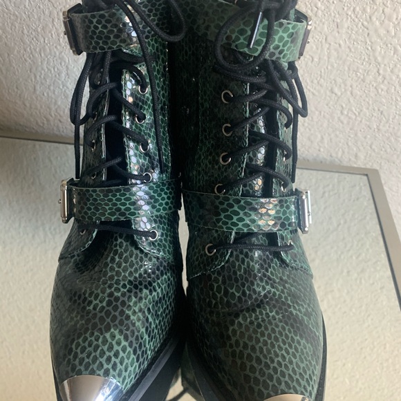 Asos Design Western Lace-Up Boots in Snake Print - Picture 4 of 6